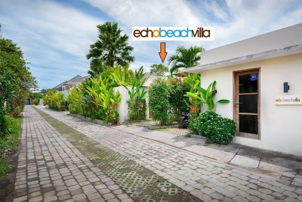 Echo Beach Villa And Apartment Canggu Esterno foto